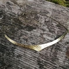 Have a look at this UNIQUE brass choker necklace! Hand made and hand stamped, the necklace is also adjustable! You can make it tight, really close to the neck or a bit wider ... as you wish!! Made of high quality brass, the necklace will shine at your neck and can match any outfit.. from classy to casual. Made with tribal, Aztec and African influences, this necklace is a must have! Do not hesitate to contact me for more information Ceremonial Handmade Adjustable Necklace, Vintage Necklaces With Adjustable Length For Festivals, Festival Brass Choker Necklace, Festival Adjustable Choker Necklace, Adjustable Metal Engraved Necklace, Adjustable Engraved Metal Necklace, Ceremonial Metal Choker Necklace, Handmade Adjustable Choker For Ceremonial Occasions, Ceremonial Adjustable Pendant Necklace