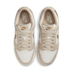 Slay Shoes, Nike Low Dunk, Suede Nike, Dunks Outfit, Eggshell White, Pretty Shoes Sneakers, All Nike Shoes, Nike Models, Nike Gold