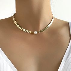 Become a modern style icon with our Beads Women's Neck Chain, a stunning fusion of Kpop influences and timeless beads. This necklace is a celebration Choker Necklace Gold, Three Piece Suit, Pearl Choker, Butterfly Necklace, Delicate Necklace