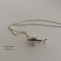 Ocean Shark Fish 3d Minimalist Nature Charm Necklace Includes An 18 Inch Stainless Steel Chain New & Sealed! The Modern Artisan 3d Minimalist Alloy Casting Makes This Shark Charm Look Natural, Unlike Most Of Those Other Hangry Shark Styles. Includes A Stainless Steel 18 Inch Chain Necklace With A Lobster Clasp. This Minimalist Style Is Versatile And Makes The Perfect Gift For Anyone! Ships Free, New & Sealed In Black Velvet Jewelry Pouch. See Our Other Items For More Shark And Ocean Jewelry! Ocean Shark, Shark Fish, Moda Hip Hop, Shark Earrings, Shark Necklace, Shark Fishing, Velvet Jewelry, Ocean Jewelry, Mens Accessories Jewelry