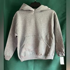 Russell Athletic Vintage Heather Gray Pullover Hoodie. Sweatshirt With Kangaroo Pockets. 50% Cotton 50% Polyester. Machine Wash And Dry. New With Tags Excellent Condition. Russell Athletic Vintage, Youth Hoodies, Athletic Shirts, Russell Athletic, Heather Gray, Hoodie Sweatshirt, Kids Shirts, Kangaroo, Heather Grey