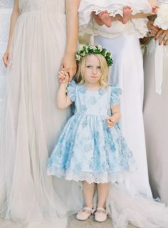 75 Unique Wedding Ideas to Wow Your Guests Unique Wedding Ideas, Unique Wedding Flowers, Bride Flowers, Diy Wedding Flowers, Winery Weddings, Something Blue, Blue Wedding, Unique Wedding, Unique Weddings