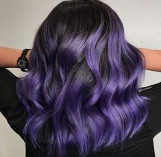 Hair Black Hair, Brunette Hair With Highlights, Green Ombre, Hair Black, Hair Inspo Color, Cool Hair Color, Brunette Hair, Purple Hair, About Hair