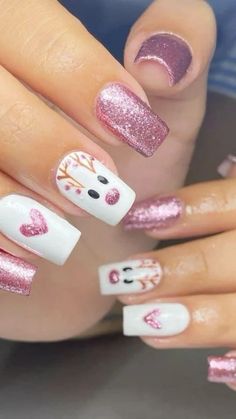 50+ Stunning Winter Nail Art Designs for Christmas and Beyond - HubPages Christmas Gel, Winter Nails Acrylic, Cat Kuku