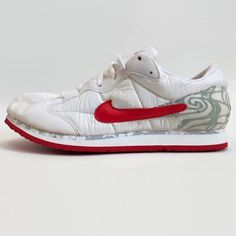 "Offered are a pair of deadstock NIKE \"Niobe\" sneakers. They come with their original box and would have been released in the mid 1990s, as part of Nike's running/ jogging/ fitness drive. Condition - Year Made: 1994 - Color: white/atom red-grey mist - Brand: Nike - Size: 11.5 - These shoes are deadstock - Original box - Evidence of storage wear - Due to age, this shoe may not be suitable for wear." Sneakers Athletic, Baseball Jacket, Small Chest, Nike Running, Red And Grey, Atom, Mist, Jogging, Original Box