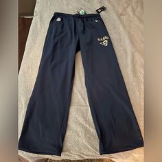 Brand New With Tag Nike Navy Bottoms For Loungewear, Nike Navy Loungewear Bottoms, Navy Nike Bottoms For Loungewear, Basketball Sweatpants, Green Pants Men, Red Joggers, Nike Sportswear Mens, Track Pants Mens, Nike Track Pants