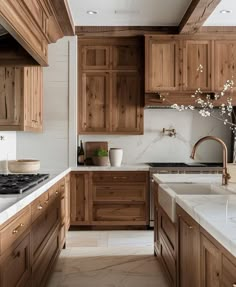 Cabin Kitchens, Kitchen Farmhouse, Kitchen Inspiration Design, Kitchen Redo, Dream House Interior, Kitchen Remodel Idea, Kitchen Style, Dream Home Design, Home Fashion