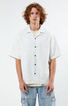 Add a touch of sophistication to your casual collection with the Textured Oversized Camp Shirt from PacSun. Featuring a relaxed fit, classic collared neckline, and short sleeves, this shirt is crafted from textured fabric for a unique and stylish look.Collared necklineShort sleevesRelaxed fitButton closuresTextured woven fabrication100% PolyesterMachine washableModel is wearing size mediumModel Measurements: 6â3â Height, 28â Waist, 33.5â Hips PacSun Mens Textured Oversized Camp Shirt - White size Small White Relaxed Fit Collared Camp Shirt, Classic Spring Camp Shirt For Casual Gatherings, White Relaxed Fit Camp Shirt With Spread Collar, Classic Camp Shirt With Camp Collar For Casual Gatherings, Classic Relaxed Fit Short Sleeve Shirt For Vacation, Classic Relaxed Fit Camp Shirt For Casual Gatherings, Classic Short Sleeve Shirt With Relaxed Fit For Vacation, Classic Camp Shirt For Casual Gatherings, Classic Short Sleeve Shirt For Vacation