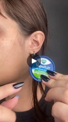 Vicks Rub, Vapour Rub, Vicks Vapor Rub, Vicks Vapor, Uses For Vicks, Sick Remedies, Vapor Rub, Healing Salves, The Dating Divas