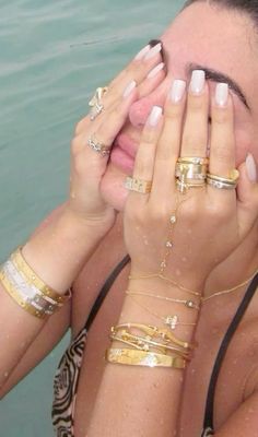 Xoxo Jewelry, Luxe Jewelry, Jewelry Accessories Ideas, Dope Jewelry, Jewelry Fashion Trends, Classy Jewelry, Jewelry Essentials, Funky Jewelry