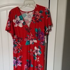 Old Navy, Red Flowered Dress, Large Red Printed V-neck Maxi Dress, Red Floral Short Sleeve Dress For Vacation, Red Short Sleeve Floral Dress For Vacation, Red Short Sleeve Floral Beach Dress, Red Short Sleeve Floral Dress For Beach, Red Casual Floral Dress With Short Sleeves, Red Printed Floral Dress For Spring, Fitted Red Floral Maxi Dress, Red Printed Floral Beach Dress