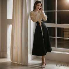 Lasaky - Professional Womans Ensemble: Elegant Sweater and High-Waisted Midi Skirt Set Elegant Feminine Outfits, White Academia, Deer Doll, Midi Skirt Set, Dark Academia Fashion, Academia Fashion, Elegant Sweater, Cottagecore Fashion, Black Maxi Skirt