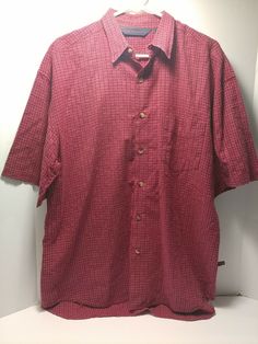 Men's Large Bullhead Short Sleeve Red Plaid Button Down Shirt 100% Cotton. Condition is Pre-owned. Shipped with USPS First Class. Red Cotton Button-up Short Sleeve Shirt, Casual Collared Short Sleeve Red Shirt, Casual Red Collared Short Sleeve Shirt, Red Shirt Outfit, Red Shirt Outfits, Red Short Sleeve Shirt, Big Mac, Red Collar, Red Shirt