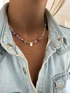 DALILA/ Necklace Flush With Fluorite and Mother-of-pearl - Etsy Surf Jewelry, Jewelry Accessories Ideas, Small Pouch, Chic Gifts, Jewelry Fashion Trends, Stacked Jewelry, Handmade Wire Jewelry, Funky Jewelry, Beaded Accessories