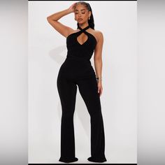 New With Tags. Fashion Nova Ocean Date Night Jumper In Black. Size Medium. Never Worn, Only Tried On. Jumper Is Too Long And Slightly Too Big For Me No Damages, Or Smells. Comes From A Smoke And Pet Free Home! Product Details Jumpsuit Halter Keyhole Open Back Wide Leg Stretch 95% Polyester 5% Spandex Fitted Halter Neck Top For Loungewear, Black Bottoms For Summer Nights, Black Summer Bottoms For Night, Stretch Halter Neck Jumpsuits And Rompers For Night Out, Black Halter Neck Bottoms For Night Out, Stretch High Waist Jumpsuits And Rompers For Date Night, Fitted Halter Neck Jumpsuit For Loungewear, Turquoise Jumpsuit, Mesh Romper