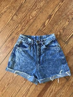 Distressed Summer Jeans, High Waist Relaxed Fit Jean Shorts For Summer, Relaxed Fit High Waist Jean Shorts For Summer, Summer Distressed Jeans, High Waist Jeans For Summer Festival, Summer Festival High Waist Jeans, Distressed High-rise Jean Shorts For Summer, Distressed High Rise Jean Shorts For Summer, High Rise Distressed Jean Shorts For Summer