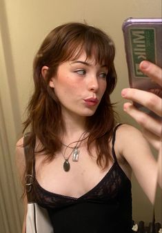 Cute Haircut For Short Hair With Bangs, 70s Hairstyles Medium Shoulder Length, Light Bangs Wavy Hair, 70s Grunge Hair, Bangs And Shaggy Hair, Hair Cuts For Bigger Foreheads, Bangs For Narrow Forehead, 70s Shag Haircut Medium Straight, Shaggy Bangs Haircut