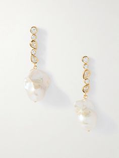 EXCLUSIVE AT NET-A-PORTER. Completedworks' droplet earrings are handmade from recycled gold vermeil and set with varying cuts of twinkling cubic zirconia. The lustrous baroque pearls are chosen for their organic shape and make each pair just slightly unique. Gold Pearl Dangle Earrings, Modern Bridal Earrings, Unique Pearl Earrings, Designer Hair Accessories, Droplet Earrings, Justin Alexander, Bride Earrings, Baroque Pearl Earrings, Pearl And Diamond Earrings