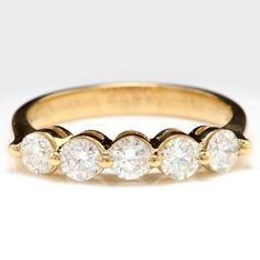 Splendid .90 Carats Natural Diamond 14K Solid Yellow Gold Ring Suggested Replacement Value: Approx. $6,900.00 Stamped: 14K Total Natural Round Cut Diamonds Weight: Approx. 0.90 Carats (color G-H / Clarity SI1-SI2) The width of the ring is: 3.68mm Item total weight: Approx. 2.3 grams Disclaimer: all weights, measurements and colors are approximate and may vary slightly from the listed dimensions or as seen in the image. All pictures are magnified to show the smallest of details. Please, refer to Elegant Yellow Gold Diamond Ring Gia Certified, Elegant Gia Certified Yellow Gold Diamond Ring, Exquisite Yellow Gold Diamond Ring With Bezel Setting, Gia Certified 14k Gold Diamond Ring For Anniversary, Exquisite Gold Diamond Ring Gia Certified, Luxury Bezel Set Diamond Ring For Anniversary, Luxury Diamond Ring With Bezel Setting For Anniversary, Classic Gia Certified Yellow Gold Jewelry, Formal Bezel Setting Diamond Ring