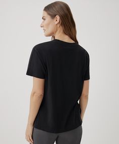 Women's Black Featherweight Slub Oversized Tee 2XL. Super soft organic women's Featherweight Slub Oversized Tee from Wear PACT. Fair Trade Factory. GOTS Certified Organic Cotton Effortless Boxy Fit T-shirt, Relaxed Black Tops For Everyday, Effortless Black Relaxed Fit Tops, Relaxed Black Top For Everyday, Doing Better, Being Better, Organic Products, Organic Clothing, On Repeat