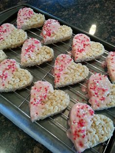 Fundraiser Desserts, Dig Pink, Oreo Truffles Recipe, Baking Photography, Baking Soda Face, October Pink, Fund Raiser, Baking Soda Uses, Rice Krispie Treats