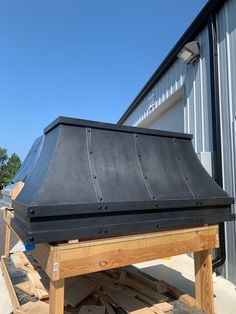 0 Soffit Ideas, Brass Range Hood, Zinc Range Hood, Timber Frame Garage, Modern Hood, Black Range Hood, Range Hood Cover, Feeling Accomplished, Kitchen Hood Design