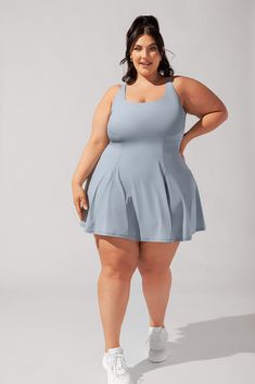 The score may be a tie-breaker but your style game in the Superdress™ always wins. Bonus: it has a slit. We love a leg slit. Workout Dresses, Free Front, Vacay Outfits, Long Torso, Short Legs, Medium Dress, Olive Color, Princess Seam, Comfy Fits