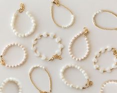 Our beautiful beaded baby bracelets do not disappoint. They are handmade with love in the United States. They are beautiful and add the perfect amount of dainty to every outfit. Each bracelet has extra links for room to grow. This bracelet features dainty cultured pearl beads with small glass gold plated beads and 14K Cincin Diy, Projek Menjahit, Pola Manik, Gelang Manik-manik, Pulseras Diy, Pola Gelang, Beaded Necklace Diy, Gelang Manik, Baby Bracelet