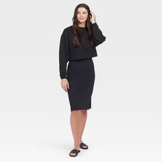 Made from an ultra-opaque ponte knit fabric, this figure-flattering skirt features a hidden shaping panel to smooth your tummy and conceals lumps and bumps. Pair it with a heel for dressier occasions or style it with flats or sneakers for a more casual look. It’s a must-have in your closet! Mom Body, Stretchy Skirt, Closet Size, Skirt Fits, Beautiful Skirts, Bottom Clothes, Gender Female, Peplum Dress, Fitness Fashion