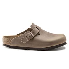 Mens Clogs, Birkenstock Boston, Birkenstock Boston Clog, Leather Clogs, Birkenstock Shoes, Designer Sandals, Comfortable Sandals, American Shirts, Nubuck Leather