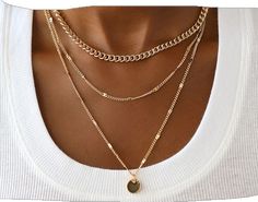 Gold Bodies, Gold Necklace Set, Silver Gifts, Short Necklace, Stylish Gifts, Layered Necklaces, Wedding Shop, Body Types, Necklace Set