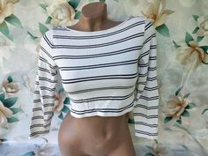 90s Vintage Womens White Striped Crop Top Long Sleeve. Size XXS-XS. Top in excellent vintage condition. Bust 74cm(29in), Sleeve 44cm(17.3in), Top Length 30cm(11.8in). 90s Style Stretch Tops For Spring, Stretch 90s Style Tops For Spring, Stretch 90s Tops For Spring, Stretchy 90s Style Tops For Spring, Fitted Striped Y2k Top, Striped Y2k Tops For Spring, Y2k Striped Tops For Spring, Fitted Cropped Tops In 90s Style, Fitted Cropped Tops 90s Style