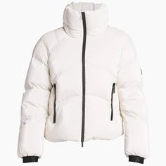 Condition: New With Tag. Size: 3 (Large) Color: White 100% Authentic Moncler’s Avoriaz Jacket Features Contrast Trim And Quilting For Shape. Funnel Collar; Two-Way Zipper At Front Long Sleeves; Branded Elastic Cuffs Silicone Matte Black Logo At Left Arm Zip Pockets At Sides Oversized Fit Adjustable Hem With Elastic Drawstring Fastening Nylon Lining: Nylon Laque Fill: Down/Feather Made In Romania Modern White Outerwear For Outdoor, Luxury White Puffer Jacket For Winter, Luxury White Winter Puffer Jacket, Luxury White Outerwear For Cold Weather, Luxury White Puffer Outerwear, Luxury White Long Sleeve Puffer Jacket, Grenoble France, Apres Ski Style, Luxury Outerwear