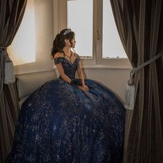 Dark Blue And Silver Quinceanera Dresses, Blue Gold Quinceanera Theme, Navy Quince Dress, Dark Academia Quinceanera Theme, Debut Dresses Filipino Blue, Quinceanera Dresses Navy Blue, Midnight Blue Quince, Navy Blue Quince Dress, Midnight Blue Quinceanera Dresses