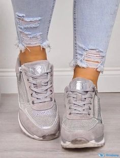 OrcaJump - Femmes Chaussures Athlétiques Sneakers Grandes Tailles Fantasie Brillantes Strass Plat Talon Rond Light Blue Shoes, Multicolor Shoes, Soft Fashion, All Black Shoes, Modern Sandals, Women Casual Shoes, Winter Shoes For Women, Warm Shoes, Casual Sneakers Women