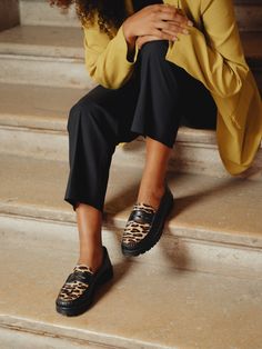 Animal Print Loafers Outfit, Leopard Loafers Outfit, Platform Loafers Outfit, Mocassin Outfit, Loafers Outfits, Chunky Loafer, Panther Print, Leopard Loafers, Loafers Outfit