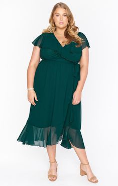 Jess Ruffle Midi Dress ~ Emerald Chiffon – Show Me Your Mumu How Many Bridesmaids, Mock Wrap Dress, Boho Plus Size, Dress Sage, Cocktail Dress Wedding, Girls Together, Ruffle Midi Dress, Midi Ruffle Dress, Green Midi Dress