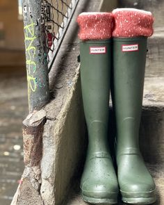 Boot Cuffs SLUGS Fleece Rain Boot Liners Ivory With A Knit | Etsy Cozy Winter Socks With Ribbed Cuffs, Cozy Outdoor Socks For Fall, Green Socks For Outdoor Winter Activities, Cozy Green Socks For Winter, Chunky Knit Socks For Fall, Casual Green Leg Warmers For Fall, Rain Boot Outfit, Hunter Boots Outfit, Fleece Boots