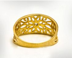 "Diamond Filigree Ring, 14k Gold & Diamond Engagement Ring, Vintage Ethnic Ring, Crochet Lace Promise Ring, Women Wedding Band, Free Shipping This is a delicate lace 14k gold ring with a diamond. Handmade flower lace set with a lovely diamond, perfect for women who loves fine jewelry with presence. This ring will fit any woman at any age, this is a perfect bow ring. Features: ✓ Handmade ✓ Made of 9K / 14K Gold - Yellow / White / Rose Gold ✓ diamond - si-vs - (can be larger or with your birth Ring Crochet, Boho Woman, Filigree Ring Gold, 14k Gold Wedding Band, Floral Filigree, Modern Gold Jewelry, Romantic Rings, Gold Diamond Engagement Ring, Lace Ring