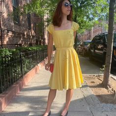 Emma Stone Inspired Yellow Swing Dress/ Movie Dress/ Mia | Etsy Vintage Wedding Dress 1950s, Holiday Skirt, Vintage 60s Dress, Circular Skirt, 1950s Wedding, Vestidos Retro, Custom Made Dress, Vintage Dress 60s, Holiday Skirts