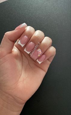 Inspo from nailedbysusyy on ig ✨ Short Floral French Tip Nails, Cute Short French Nails, Cute Frenchies Nails Short, Short Nail With Flowers, Short Acrylic Frenchies, Short French Tip Acrylic Nails With Flower, White Tip With Flowers, French Tip Nails With Flower Charms, Frenchies With Flowers Nails