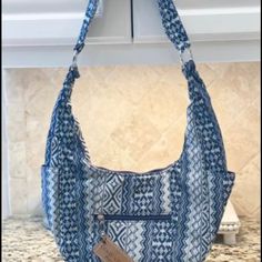 New Gold Coast Cloth Pocketbook Casual Reversible Hobo Bag For Travel, Casual Reversible Hobo Bag For Everyday Use, Casual Reversible Hobo Bag, Casual Everyday Reversible Hobo Bag, Casual Everyday Reversible Shoulder Bag, Pocket Book, Gold Coast, Bag Lady, Gold