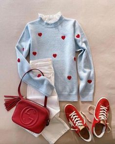 Outfits Con Jeans, Looks Street Style, Looks Chic, Holiday Deals, Preppy Outfits, Outfits Casuales, Preppy Style, Look Fashion, Last Minute