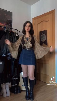 Mode Retro, Fashion Tiktok, Outfits 70s, Looks Pinterest, Tiktok Fashion, Mein Style