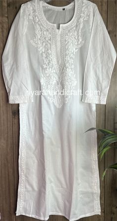 Cool and comfy pure cotton White Kurta. Team it with Chikankari leggings or a palazzo for a stylish look ! Kurti Length:46 inches Luxury White Blouse With Chikankari Embroidery, Luxury White Cotton Kurta, White Chikankari Kurta, Chikankari Kurta, White Kurta, Womens Tunics, Womens Clothing Tops, Pure Cotton, Ohio