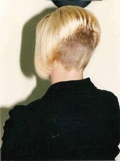 Inverted Bob Short, Stacked Bob Hairstyles, Shaved Nape, Choppy Bob Hairstyles, Modern Haircuts, Lob Hairstyle