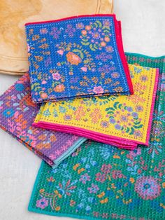 Blue Set of 4 Dish Cloth Napkins-view 4 Kitchen Towels Colorful, Making Spirits Bright Napkins, Multi Colored Table Cloth, Table Cloth Colorful, Boho Dishes, Sew Ideas, Unique Dinner, Pinterest Room, Perfect Hostess