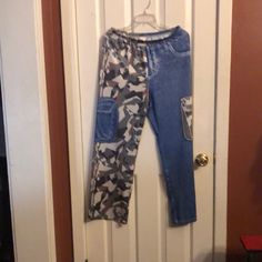 1xl Brand New Never Worn Camo Blue, Jean Material Very Comfortable Camouflage Military Wide Leg Cargo Jeans, Full Length Camouflage Military Bottoms, Military Camouflage Cargo Jeans, Military Camouflage Relaxed Fit Bottoms, Military Camouflage Hunting Pants, Jeans Material, Flare Jeans, Blue Jeans, Camo