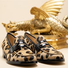 Our new addition for the mid season the Massimo loafer in leopard printed leather Inspired by the Parisian elegance and designed in Paris,  the Mon Soulier collection is a declination of classics with a twist available in many combination every season, all the shoes are made in Italy in our little factory near Milan to combine the best of the 2 worlds To view all our pumps :  https://www.etsy.com/shop/MonSoulier?section_id=18031660&ref=shopsection_leftnav_3 . Leopard woman loafer  . Perfect with Luxury Loafers With Leather Sole And Low Heel, Luxury Leather Sole Loafers For Fall, Luxury Leather-sole Loafers For Fall, Fall Leopard Print Leather Loafers, Leopard Print Leather Loafers For Fall, Luxury Fall Loafers With Flat Heel, Leopard Print Leather Loafers For Work, Luxury Flat Heel Loafers For Fall, Luxury Slip-on Loafers For Fall