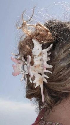 Sirencore Accesories, Beach Accessories Aesthetic, No Ordinary Girl, Mermaid Aesthetic, American Beauty, Aesthetic Hair, Beach Girl, Summer Aesthetic, Pretty Hairstyles